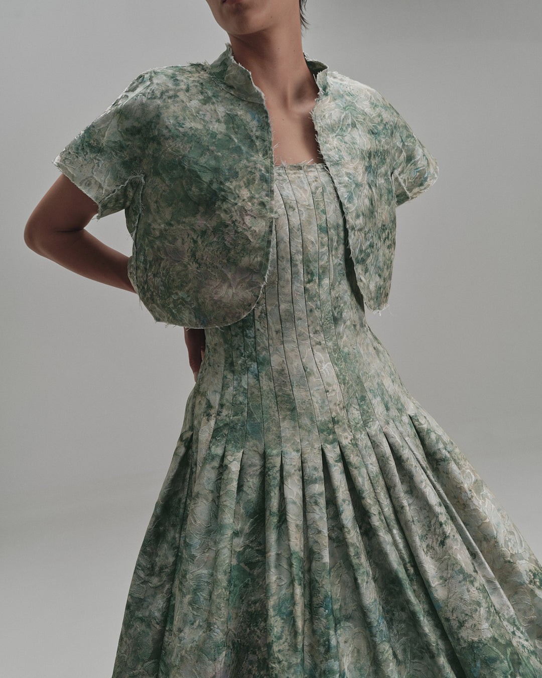 "GENCIANA" MINI CAPE